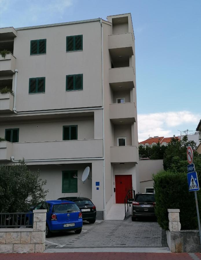 Apartments Smokva Makarska Bagian luar foto