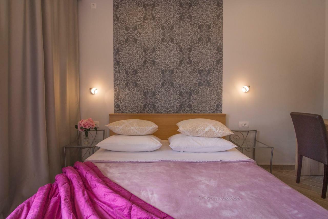 Apartments Smokva Makarska Bagian luar foto